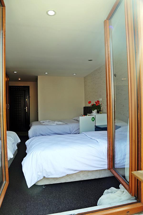Holiday Family Apart Istanbul Exterior foto